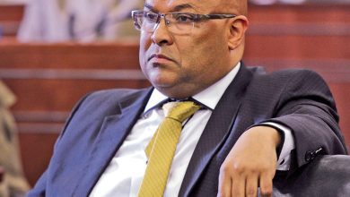 zondo:-hawks-must-resume-probe-into-fraser-and-his-spy-network