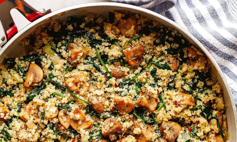 spinach-mushroom-quinoa-skillet:-a-wholesome-family-meal-loaded-with-taste