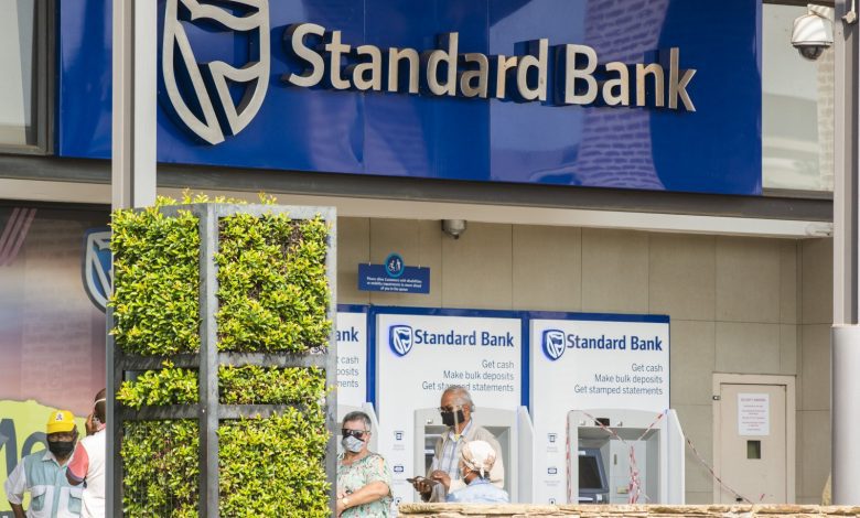standard-bank-repeals-controversial-covid-19-vaccination-policy