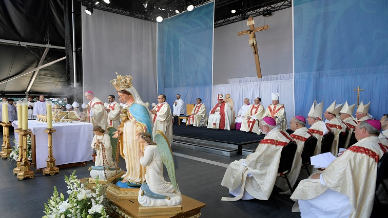 at-mass-in-canada,-pope-praises-indigenous-reverence-for-elders