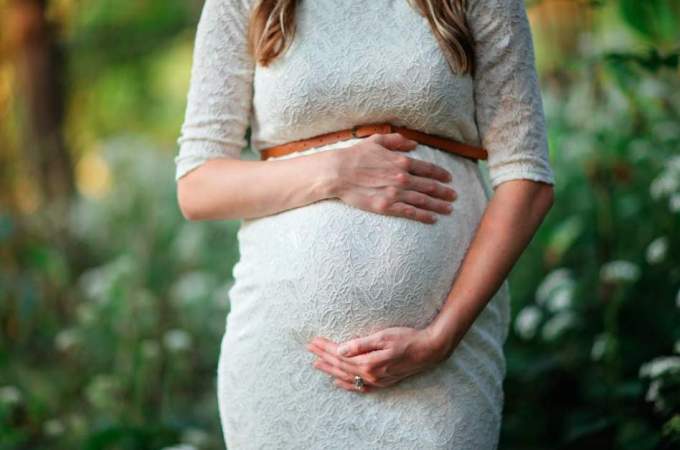 5-reassurances-your-pregnant-wife-needs-to-hear-regularly