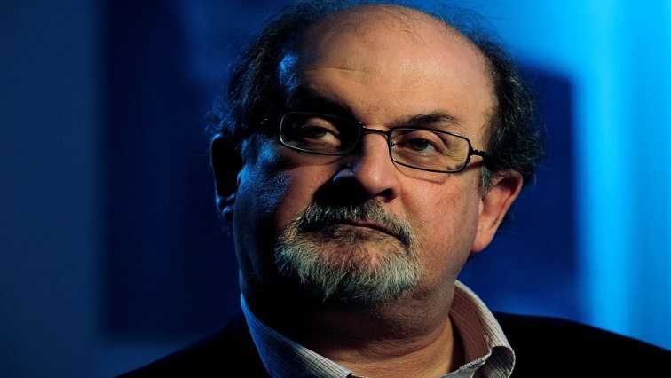 salman-rushdie,-novelist-who-drew-death-threats,-is-stabbed-at-new-york-lecture