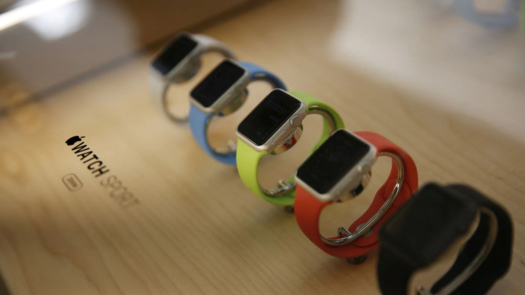 apple-suppliers-to-make-apple-watch-and-macbook-in-vietnam