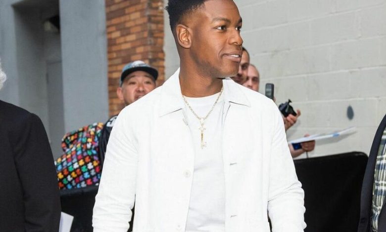 okay!-john-boyega-makes-a-case-for-minimalist-streetwear