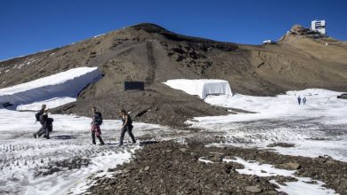 switzerland-glaciers-in-a-severe-melt-season-due-to-climate-change