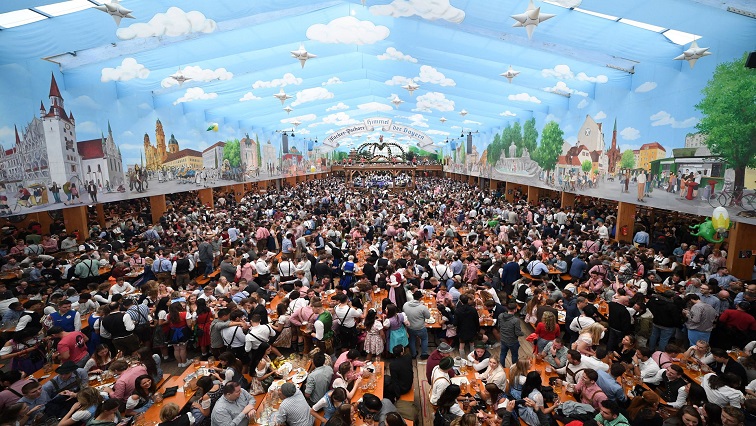 turning-coronavirus-page,-oktoberfest-kicks-off-after-two-year-hiatus