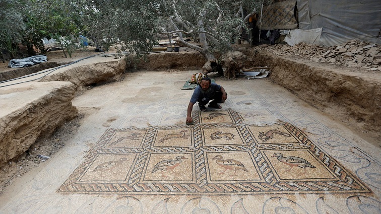 gaza-farmer-unearths-byzantine-era-mosaic