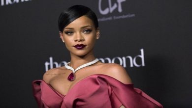 rihanna-to-perform-at-super-bowl-halftime-show-next-year