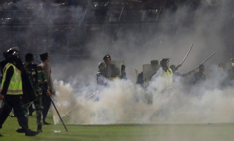 174-die-in-indonesian-stadium-stampede,-league-suspended