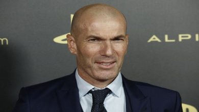 soccer-star-zidane-melts-hearts-with-new-paris-wax-statue