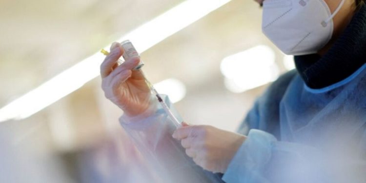 italy-to-end-ban-on-health-workers-not-vaccinated-against-covid-19