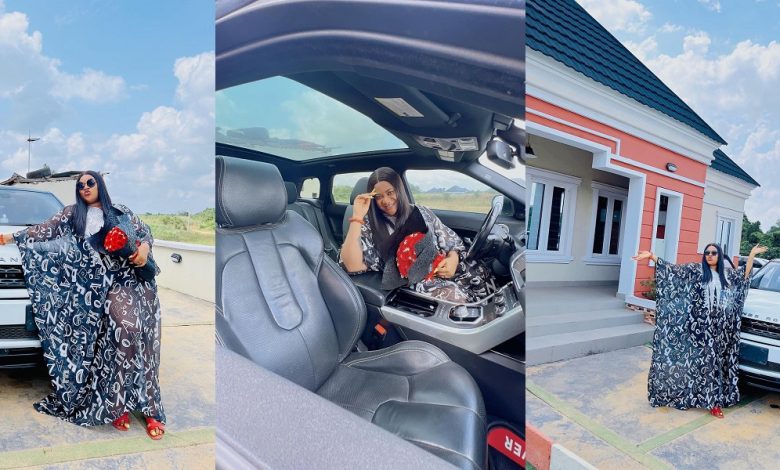 “one-year-of-hard-work-and-sweat-ended-in-praise”-–-nkechi-blessing-writes-as-she-buys-new-range-rover-(photos)