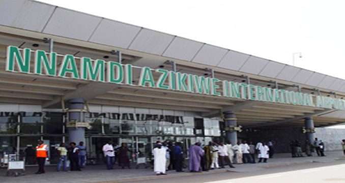 passengers-protest-at-abuja-airport-as-airline-suspends-warri-flights