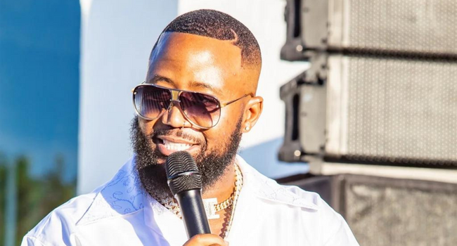 cassper-shares-a-rib-tickling-“ke-december”-video-ahead-of-billiato-all-white-party