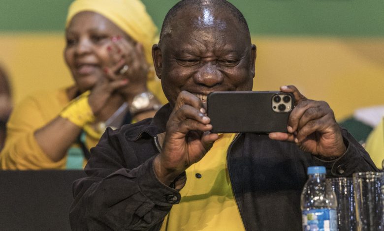 how-ramaphosa-stormed-to-victory-against-resurgent-zweli-mkhize-in-anc-race