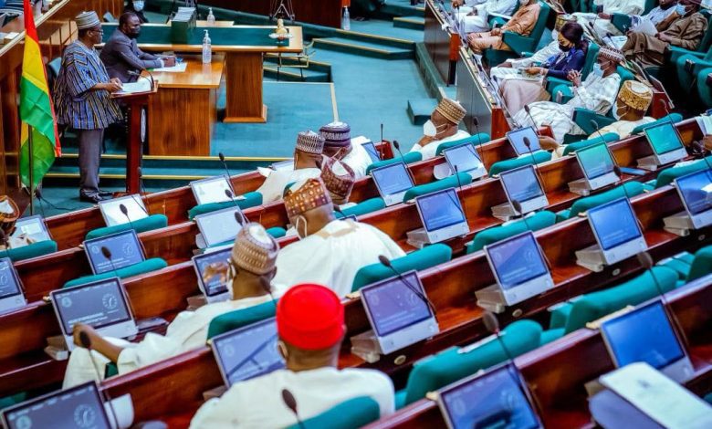 naira-redesigning:-cbn-deputy-gov-briefs-reps,-says-500-million-new-notes-ordered