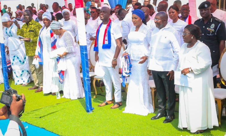 npp-prays-for-stable-cedi-in-2023-at-thanksgiving-service