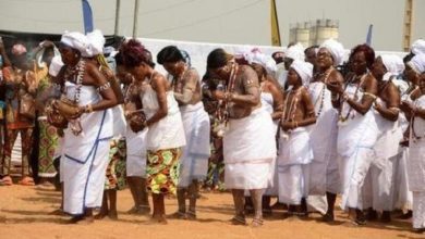 voodoo-dances-and-rituals-wow-tourists-at-benin-festival
