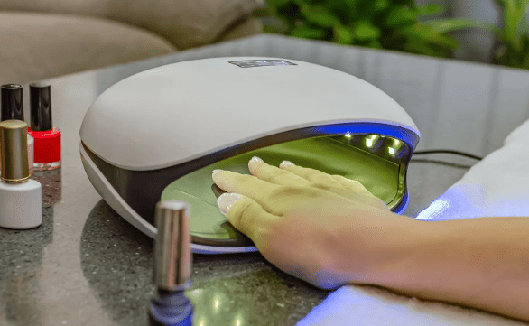 uv-nail-polish-dryers-can-lead-to-cancer-causing-cell-mutations,-new-study-finds