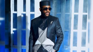 ebuka-obi-uchendu-looked-extra-sharp-for-the-#bbtitans-sunday-live-show