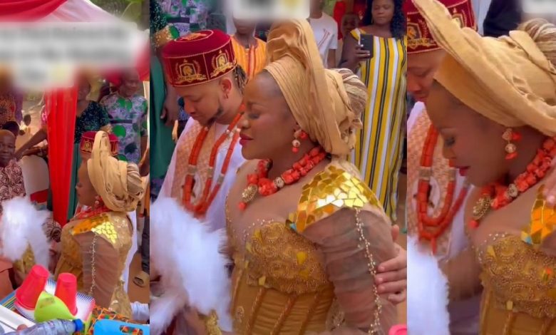 emotional-moment-actress,-uche-ogbodo-broke-down-in-tears-while-her-father-prayed-for-her-at-her-wedding-(video)