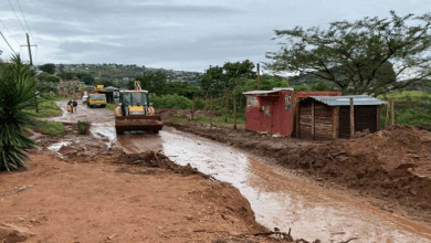 heavy-rains-continue-to-lash-kzn,-residents-urged-to-stay-indoors