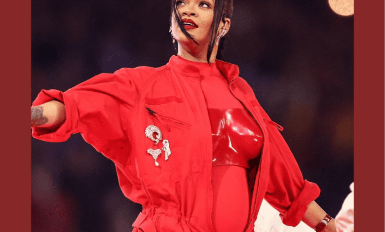 super-bowl:-rihanna-didn’t-just-give-us-a-show.-she-left-the-world-with-something-to-talk-about-–-a-baby-bump