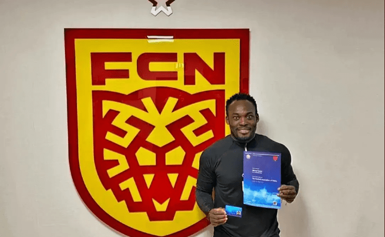 michael-essien-completes-uefa-a-coaching-license