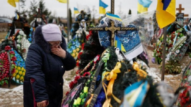 one-year-into-invasion,-ukraine-mourns-dead-and-vows-victory