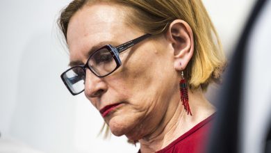 zille-placed-at-heart-of-legal-battle-with-disgruntled-da-members