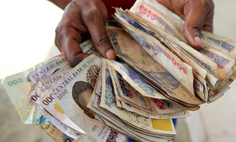 banks-pay-customers-old-notes-as-cbn,-fg-keep-mum