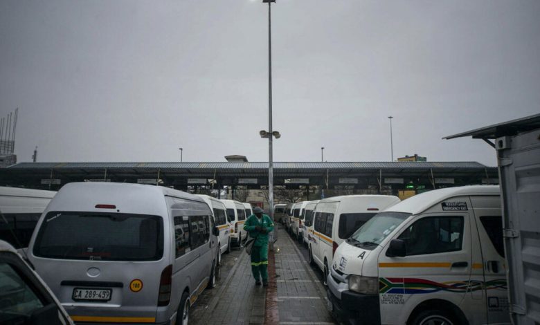 cape-town-taxi-body-backs-eff-shutdown-call-but-won’t-take-part