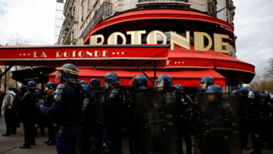 french-pension-protesters-target-paris-restaurant-favoured-by-macron