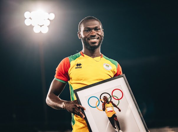 asafa-powell-endorses-benjamin-azamati-to-win-medals-on-world-stage