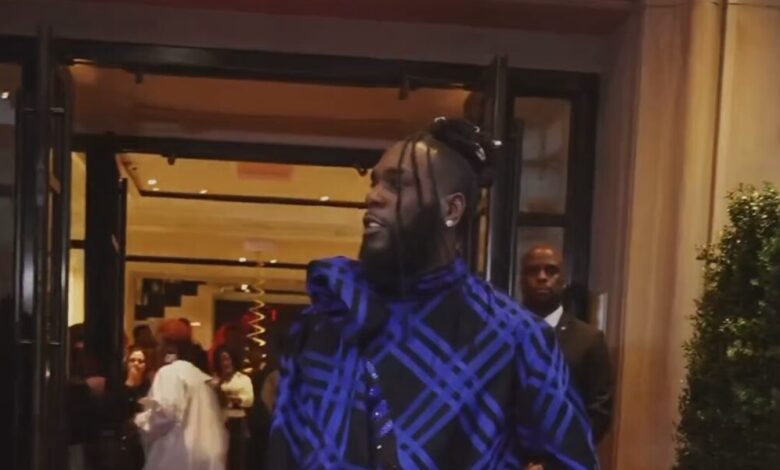 see-how-burna-boy-slayed-the-2023-met-gala-carpet-in-custom-burberry-ensemble