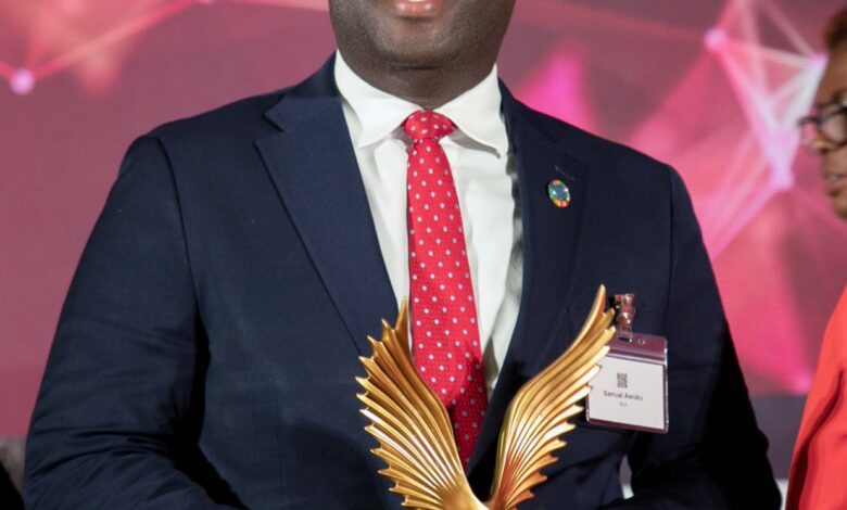 sammi-awuku-wins-overall-best-public-sector-ceo-of-the-year-award