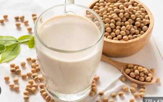 diy-recipes:-how-to-make-soy-milk