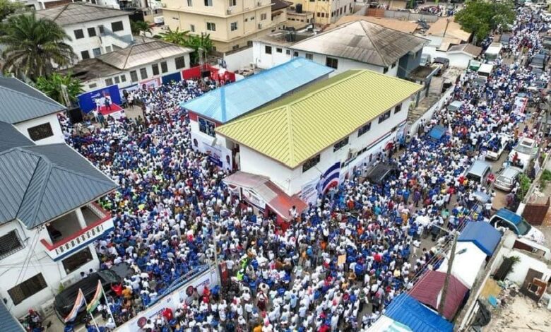 hundreds-of-npp-supporters-throng-accra-for-dr.-bawumia’s-form-filing