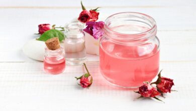 4-best-ways-to-add-rose-water-to-your-beauty-routine