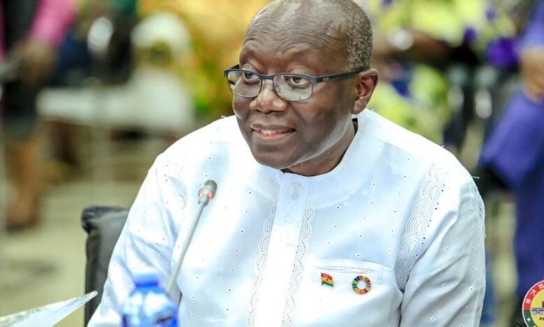 ghana-turns-to-banks-for-debt-restructuring-amidst-economic-crisis