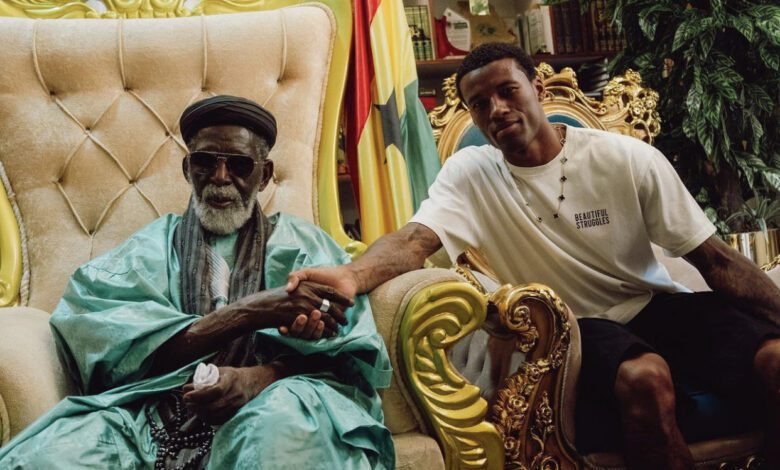 dutch-football-star-gini-wijnaldum-calls-on-national-chief-imam-in-accra