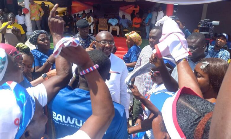 watch-video:-bawumia-and-wontumi-dance-to-prince-nyarko’s-‘yesu-ne-w’adamfo-pa’-song