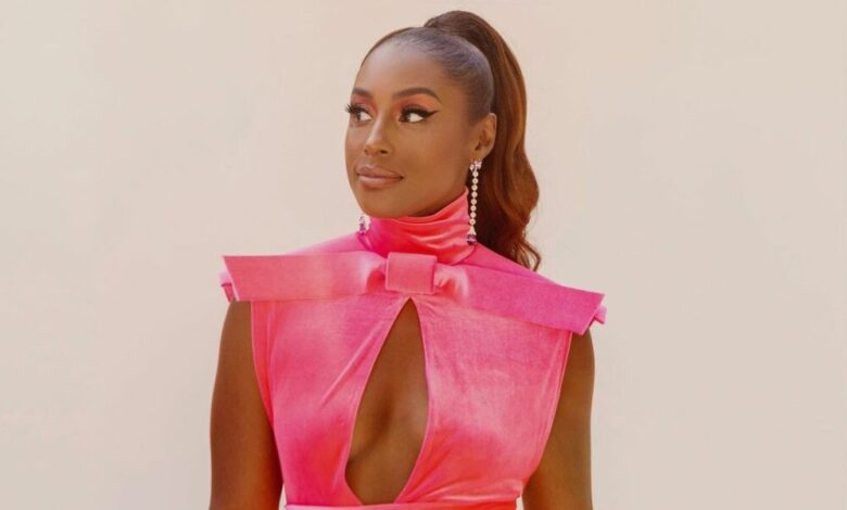 bn-style-spotlight:-issa-rae-was-pretty-in-pink-at-the-barbie-world-premiere-in-la.