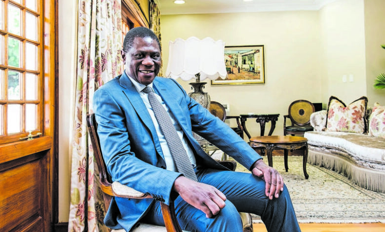 paul-mashatile-still-watches-his-back