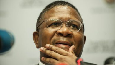 fikile-mbalula:-mandela-statues-an-embarrassment-to-the-anc