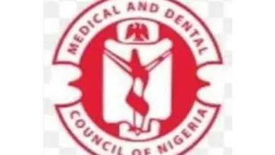 fg-approves-n25,000-allowance-for-doctors,-dentists