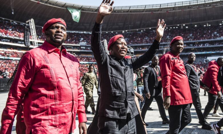 i-owe-my-career-to-you-–-floyd-shivambu-tells-malema