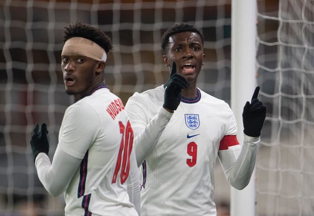 chris-hughton:-ghana-still-talking-to-nketiah,-hudson-odoi-over-nationality-switch