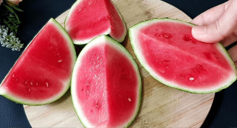 cleanse-your-kidneys,-liver,-and-lungs-with-watermelon:-a-natural-bacteria-kil:ler