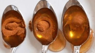 eat-1-teaspoon-of-honey-and-cinnamon-a-day-for-amazing-health-benefits